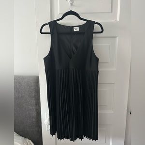 Aritzia cocktail dress, Sunday Best. Size M.